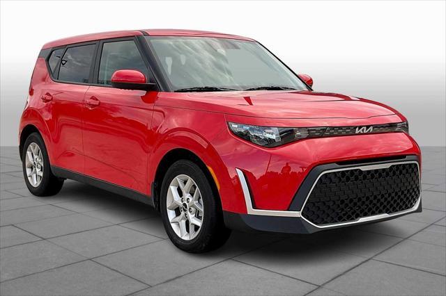 used 2024 Kia Soul car, priced at $18,999