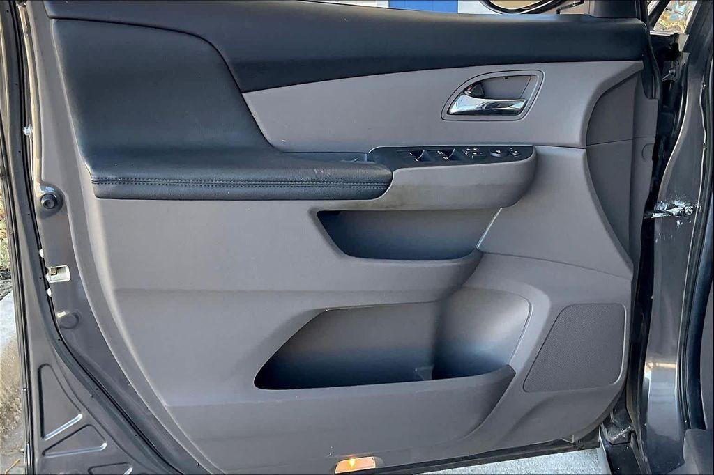 used 2014 Honda Odyssey car, priced at $9,999