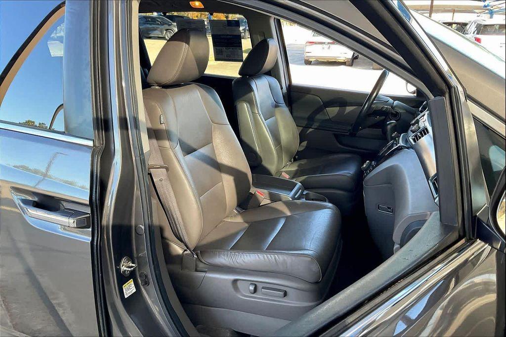 used 2014 Honda Odyssey car, priced at $9,999