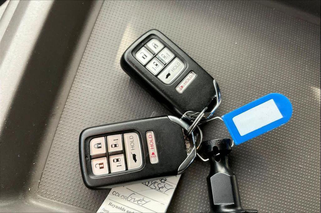 used 2014 Honda Odyssey car, priced at $9,999