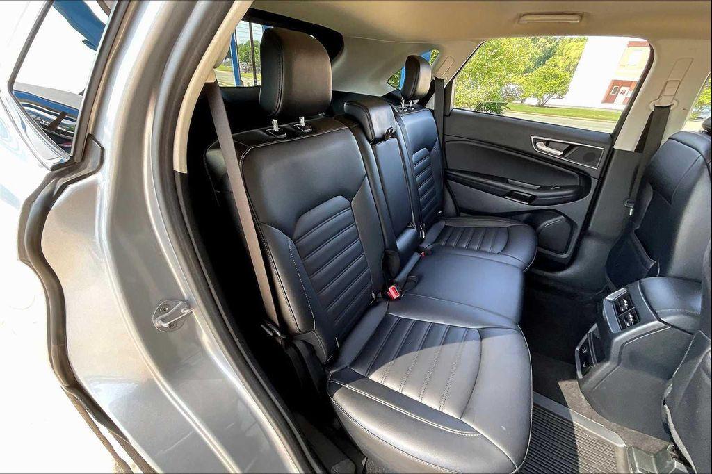 used 2022 Ford Edge car, priced at $22,999