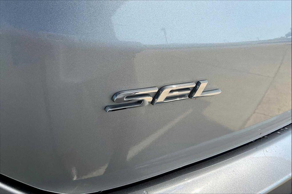 used 2022 Ford Edge car, priced at $22,999