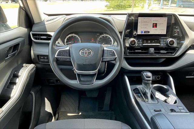 used 2023 Toyota Highlander car, priced at $31,640