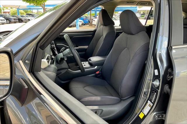 used 2023 Toyota Highlander car, priced at $31,640