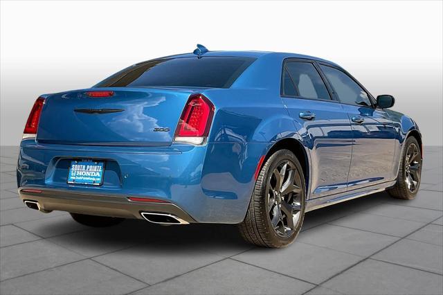 used 2022 Chrysler 300 car, priced at $25,999