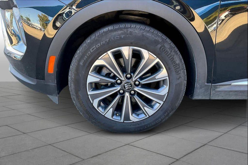 used 2024 Buick Envision car, priced at $26,599