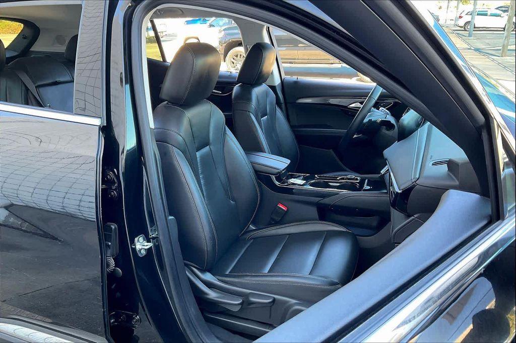 used 2024 Buick Envision car, priced at $26,599