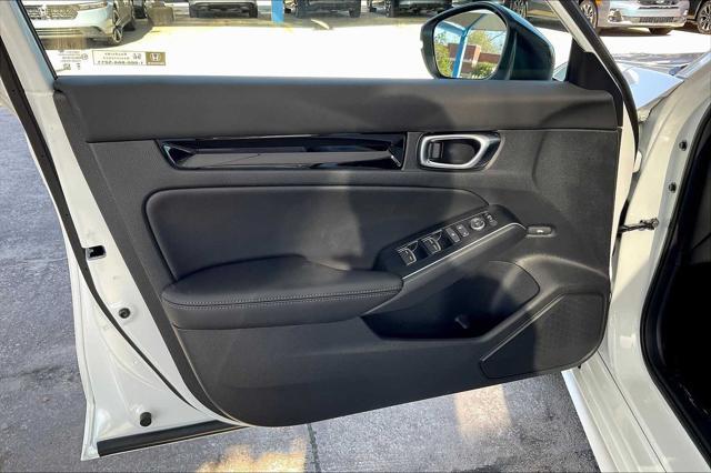 new 2025 Honda Civic Hybrid car, priced at $33,555