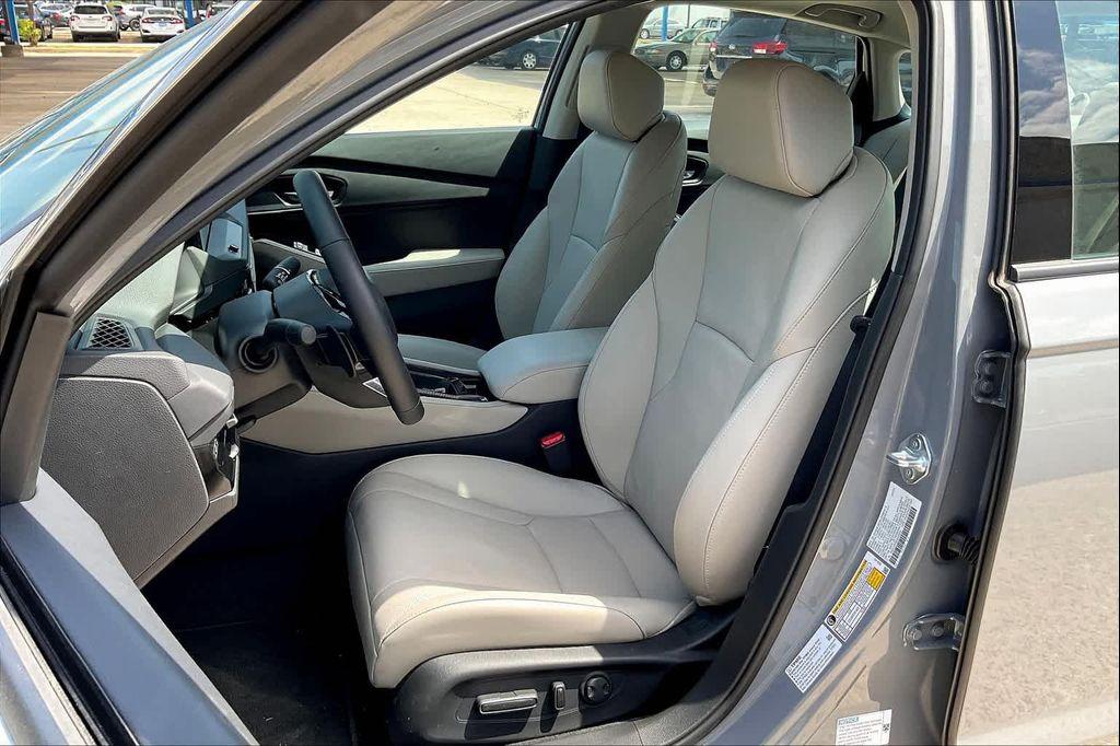 used 2025 Honda Accord Hybrid car, priced at $38,599