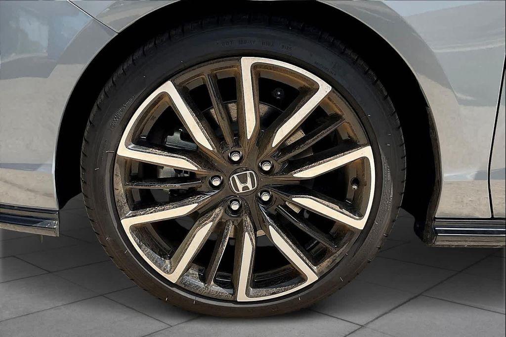 used 2025 Honda Accord Hybrid car, priced at $38,599