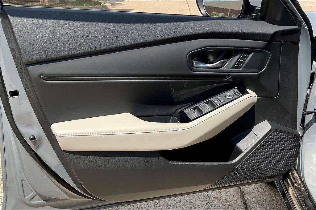 used 2025 Honda Accord Hybrid car, priced at $38,599