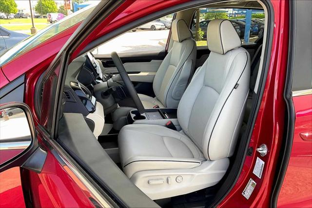 used 2025 Honda Odyssey car, priced at $45,999