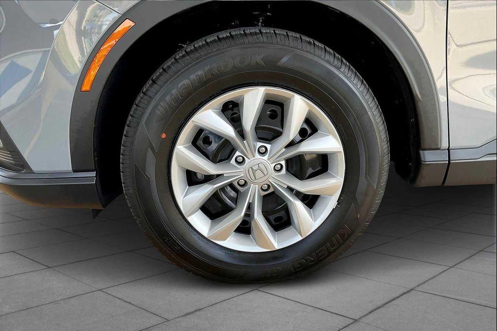 new 2026 Honda CR-V car, priced at $32,075