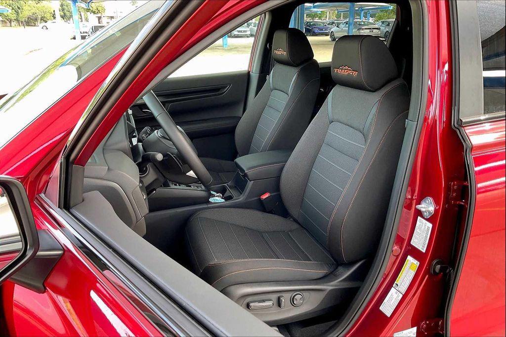 new 2026 Honda CR-V Hybrid car, priced at $38,400