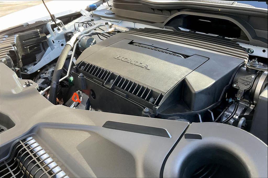 new 2025 Honda Pilot car, priced at $46,050