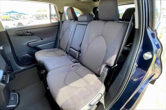 used 2023 Toyota Highlander car, priced at $35,999