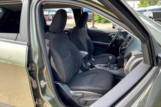 used 2020 Jeep Cherokee car, priced at $17,599