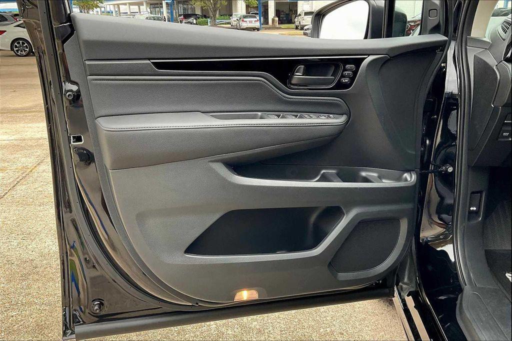 new 2026 Honda Odyssey car, priced at $48,990
