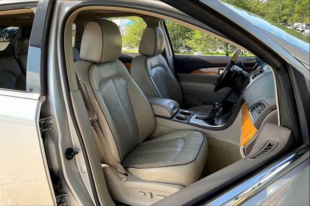 used 2013 Lincoln MKX car, priced at $8,899