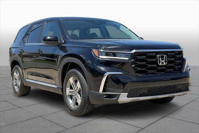new 2025 Honda Pilot car, priced at $44,950