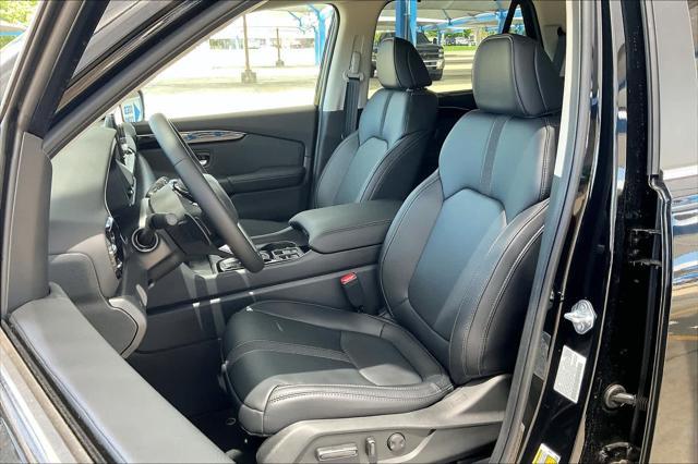 new 2025 Honda Pilot car, priced at $44,950