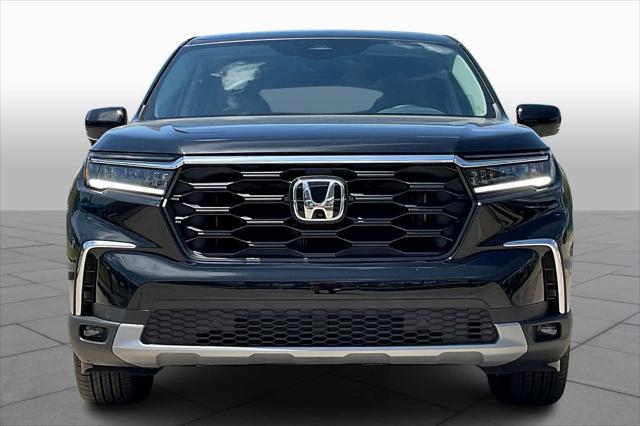 new 2025 Honda Pilot car, priced at $44,950