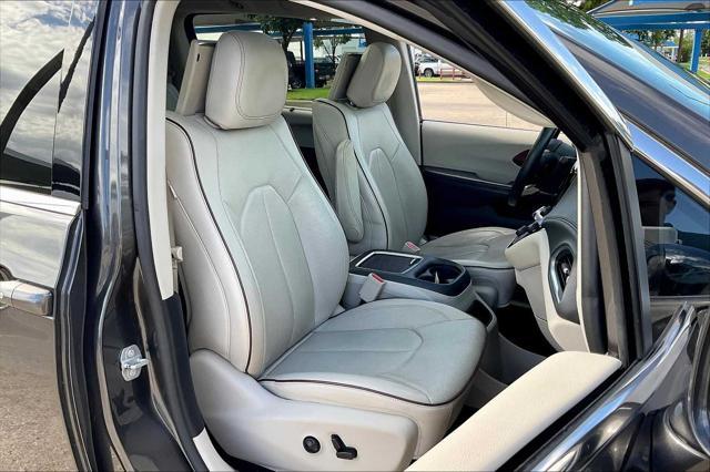 used 2017 Chrysler Pacifica car, priced at $12,999