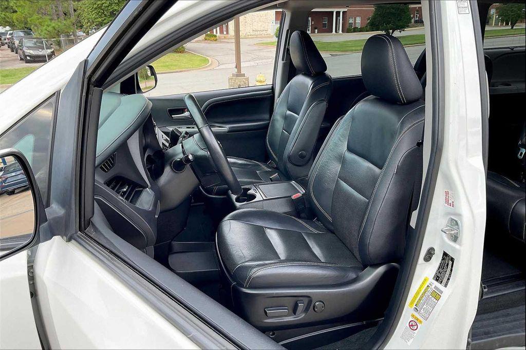 used 2018 Toyota Sienna car, priced at $17,999