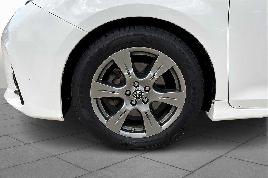 used 2018 Toyota Sienna car, priced at $17,999