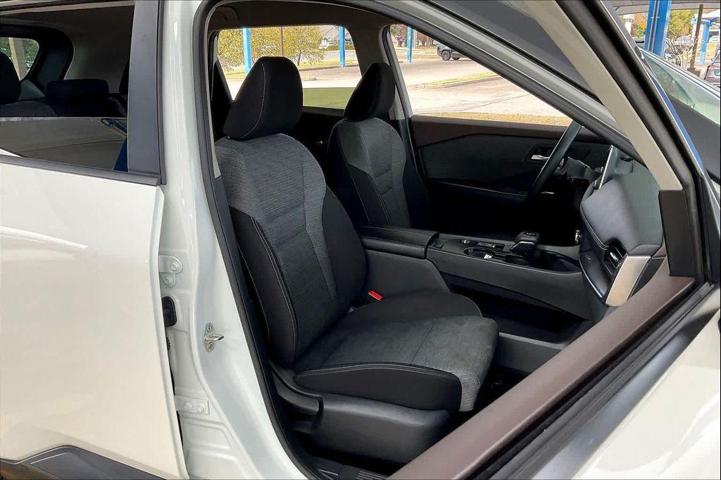 used 2023 Nissan Rogue car, priced at $21,999