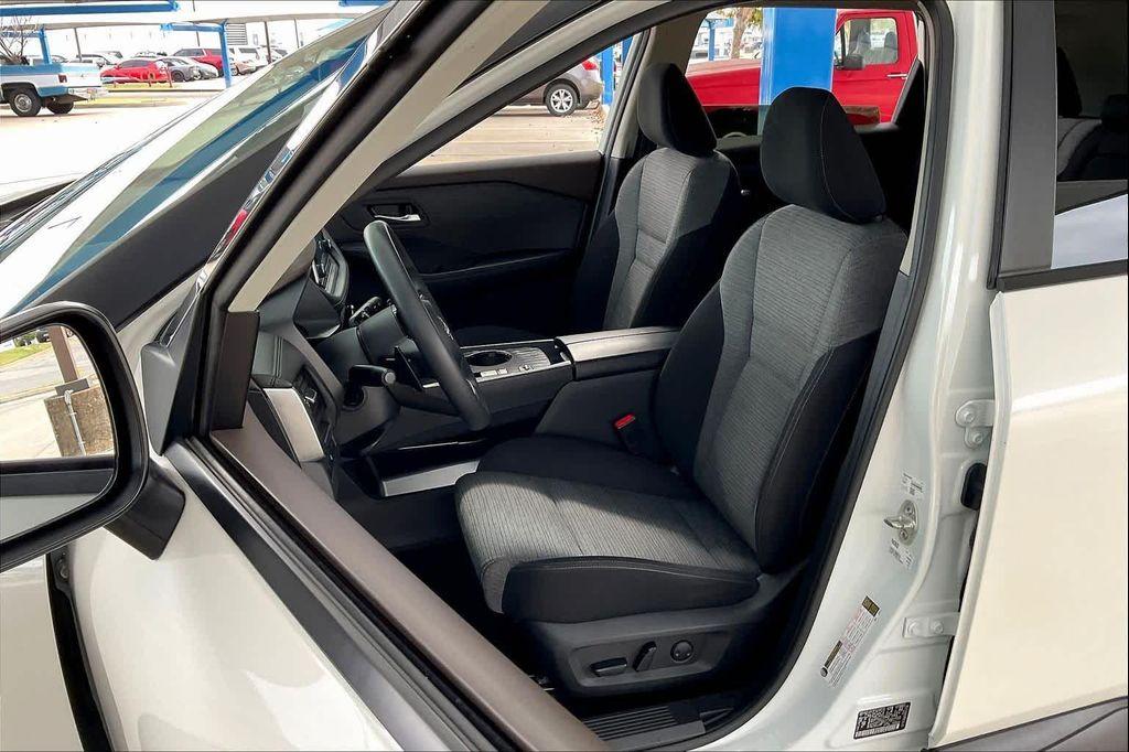 used 2023 Nissan Rogue car, priced at $21,999