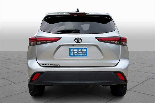 used 2022 Toyota Highlander car, priced at $30,699