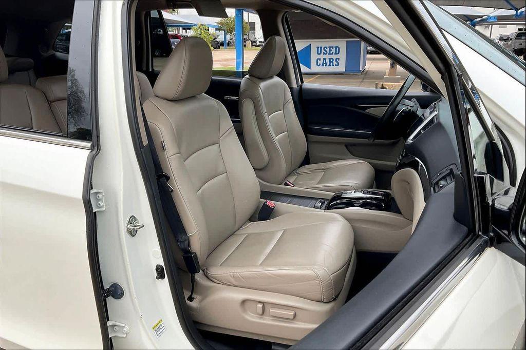 used 2016 Honda Pilot car, priced at $11,999