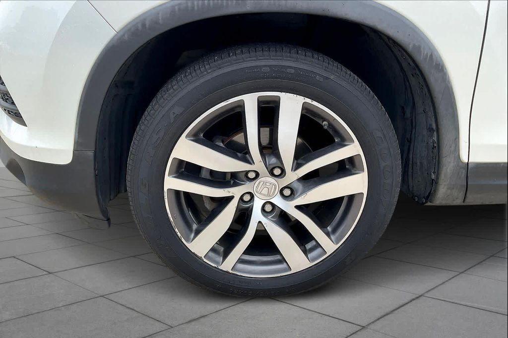 used 2016 Honda Pilot car, priced at $11,999