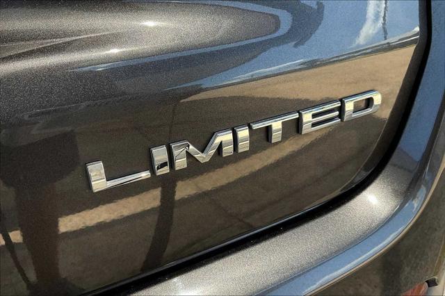 used 2022 Jeep Compass car, priced at $23,999