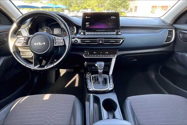 used 2022 Kia Seltos car, priced at $20,599
