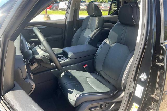 used 2023 Honda Pilot car, priced at $40,703