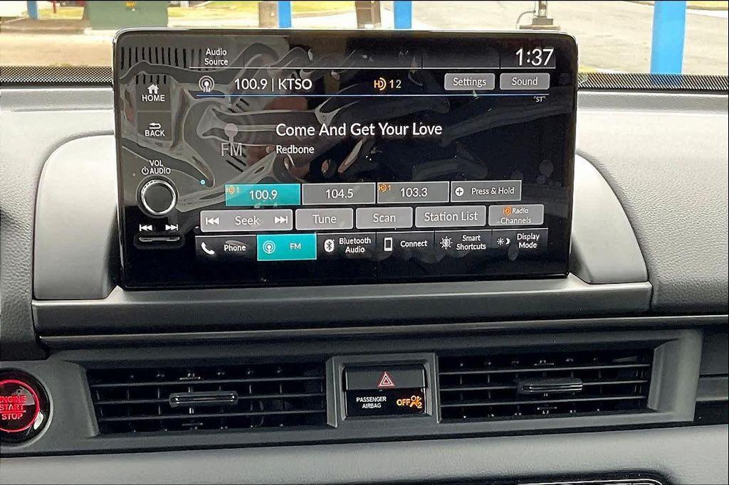 new 2025 Honda Pilot car, priced at $49,805