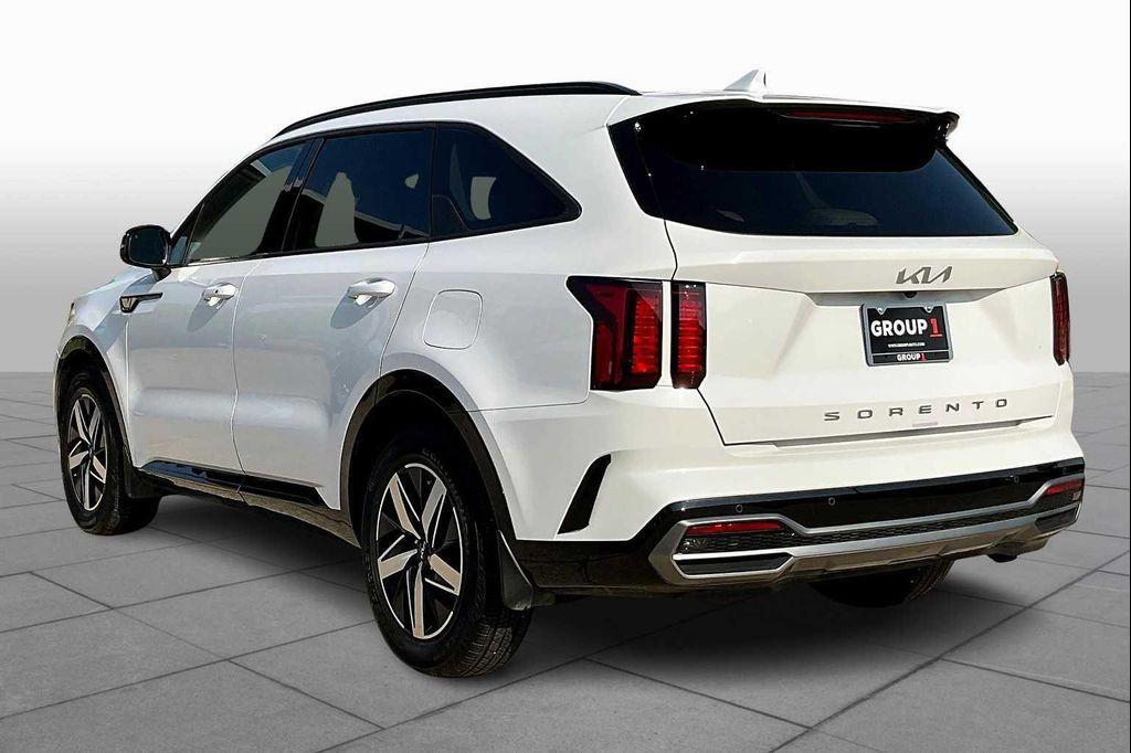 used 2022 Kia Sorento car, priced at $28,495