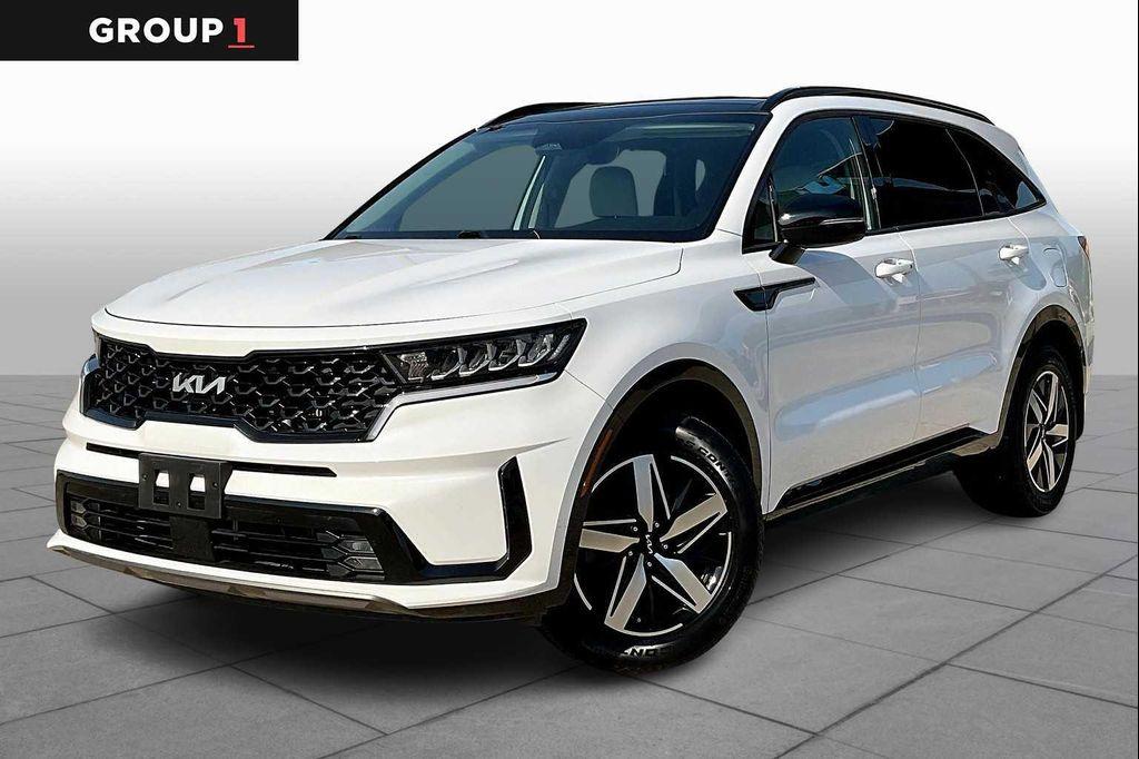 used 2022 Kia Sorento car, priced at $28,495