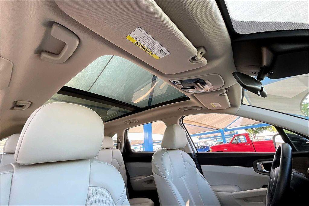 used 2022 Kia Sorento car, priced at $28,495