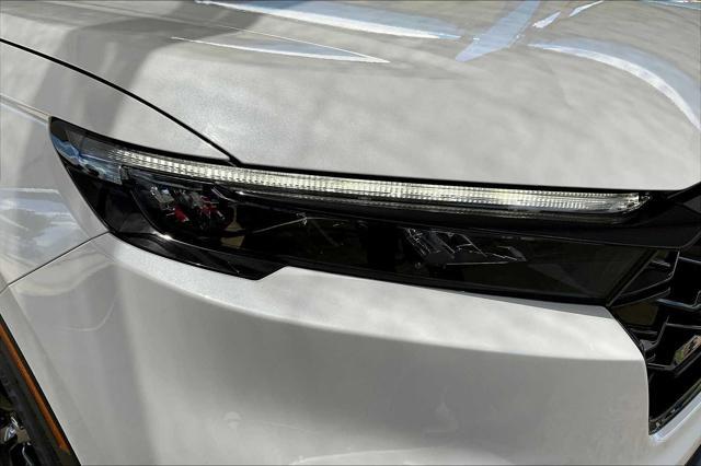 new 2026 Honda CR-V Hybrid car, priced at $38,980
