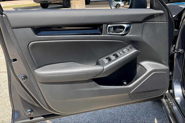 new 2025 Honda Civic Hybrid car, priced at $34,300