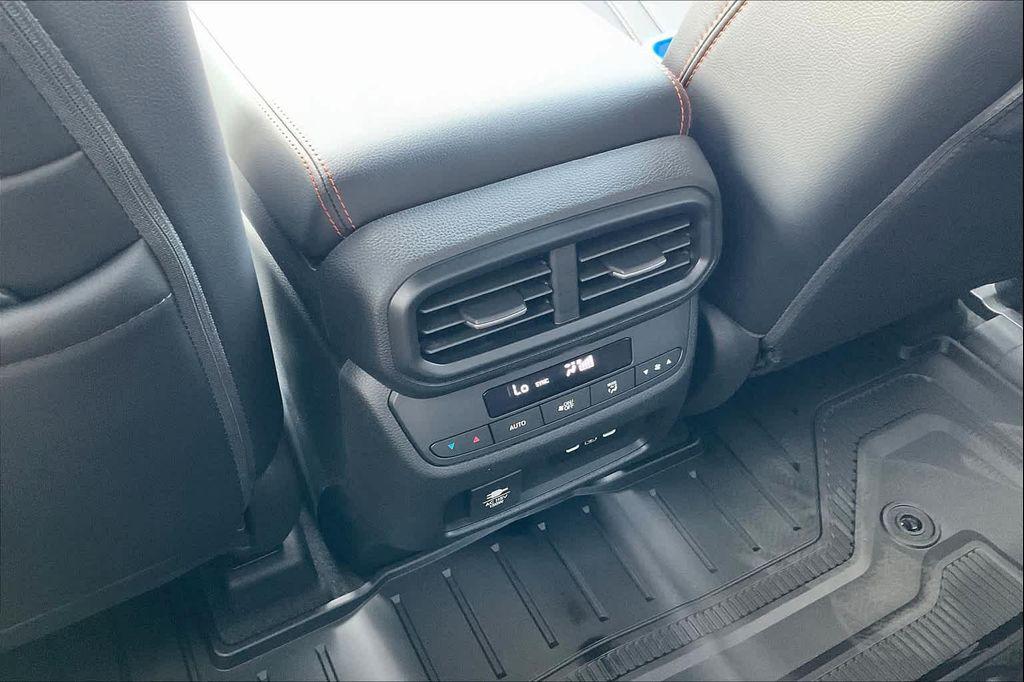 new 2025 Honda Pilot car, priced at $49,875