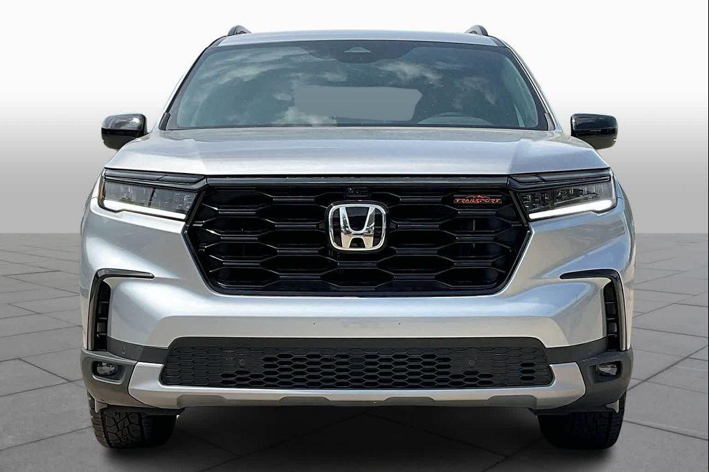 new 2025 Honda Pilot car, priced at $49,875
