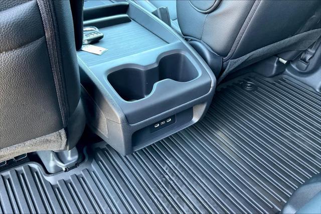 new 2025 Honda Odyssey car, priced at $45,275