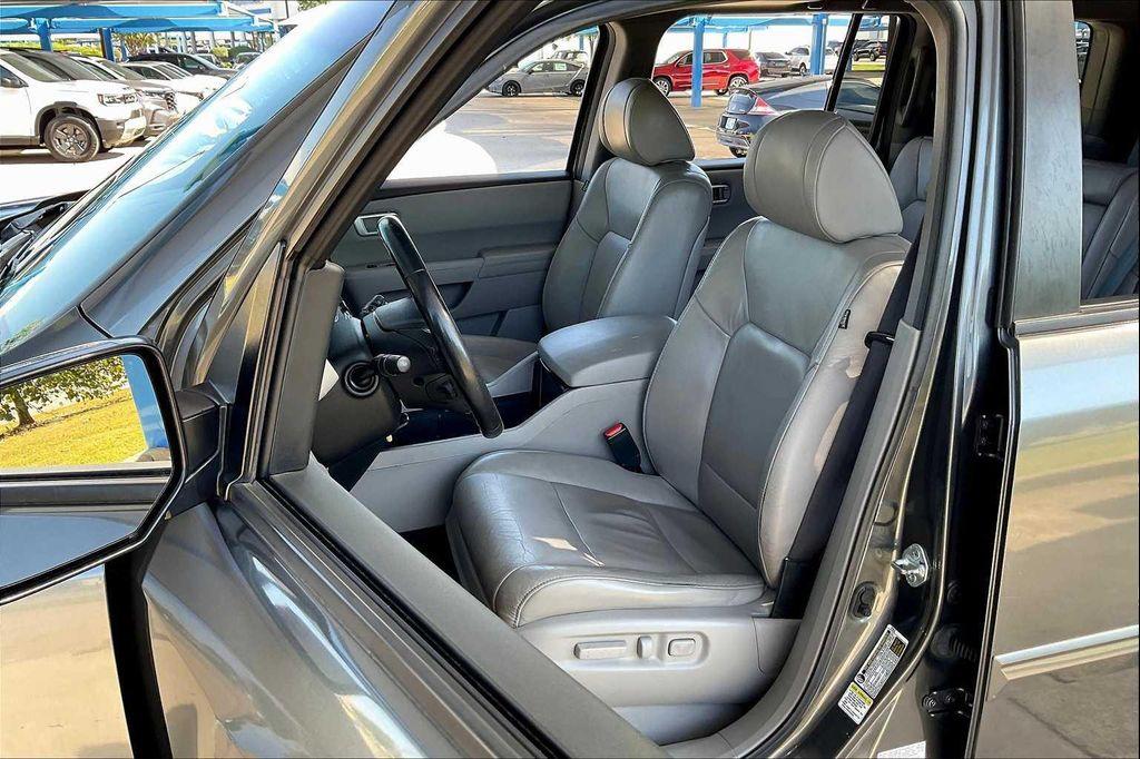 used 2011 Honda Pilot car, priced at $7,999