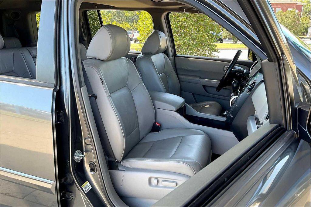 used 2011 Honda Pilot car, priced at $7,999