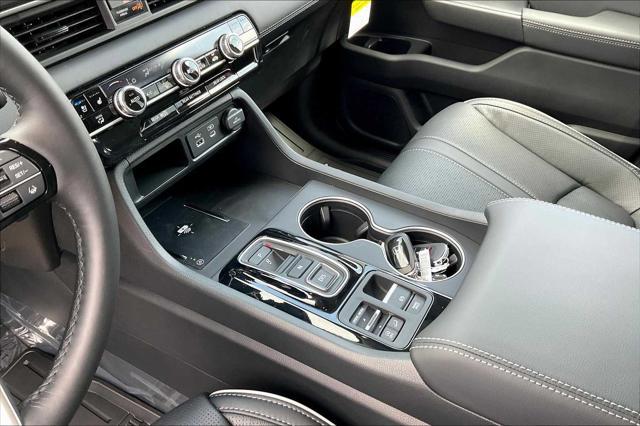 new 2025 Honda Pilot car, priced at $54,985