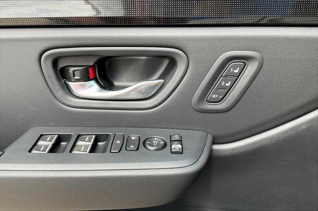 new 2025 Honda Pilot car, priced at $54,985